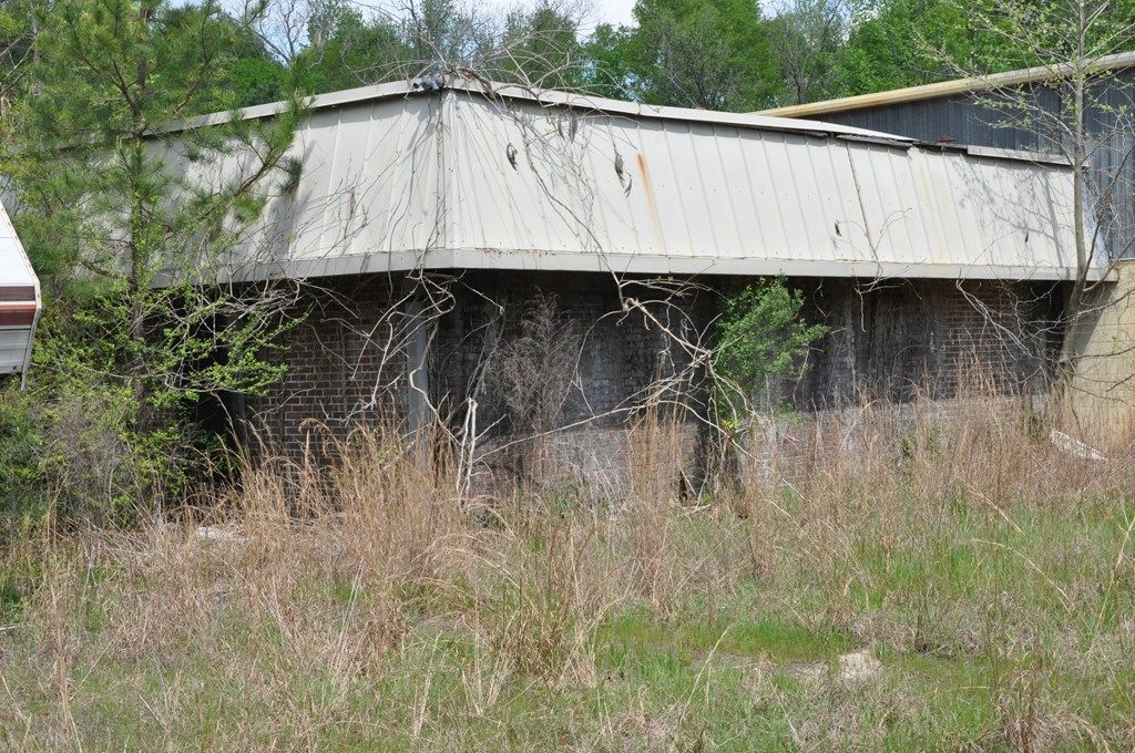 45 INDUSTRIAL BOULEVARD, Hurtsboro, AL 36860